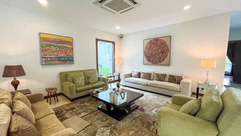 Bungalow House untuk Dijual di Kayangan Heights (Shah Alam) - Adzura Zamedin - Living Room - PropertyGuru.com.my
