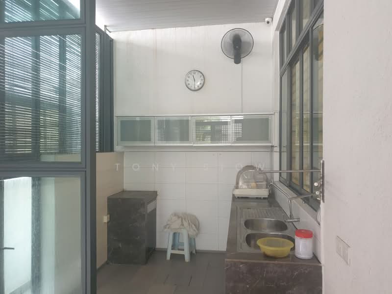 Saujana Glenmarie untuk Untuk Disewa - RM 9,000 /bulan, Mac 2026 - Kitchen - PropertyGuru.com.my