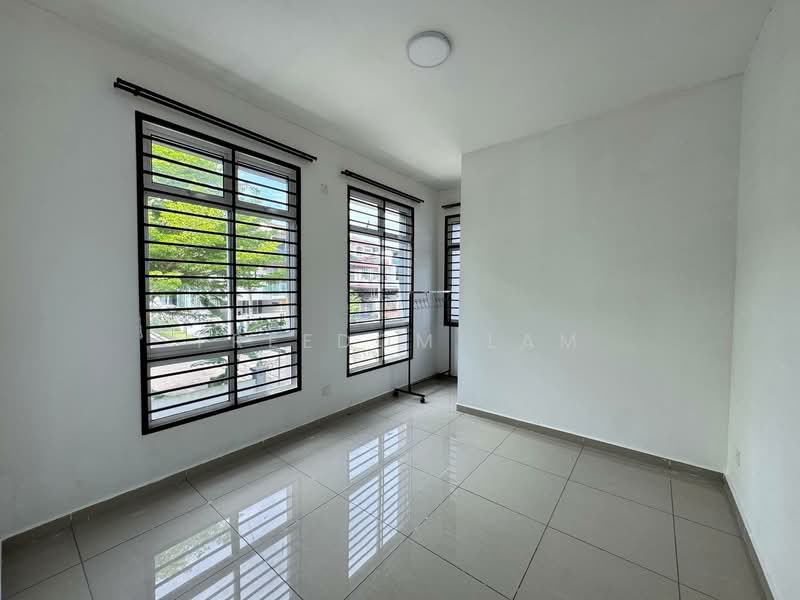 2-storey Terraced House for Sale in Ulu Tiram (Johor) - Freedom Lam - Bedroom - PropertyGuru.com.my