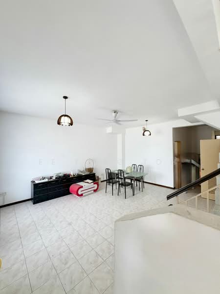 2-storey Terraced House for Sale in Bandar Seri Alam (Masai) - Ee Fong Toh - Living Room - PropertyGuru.com.my