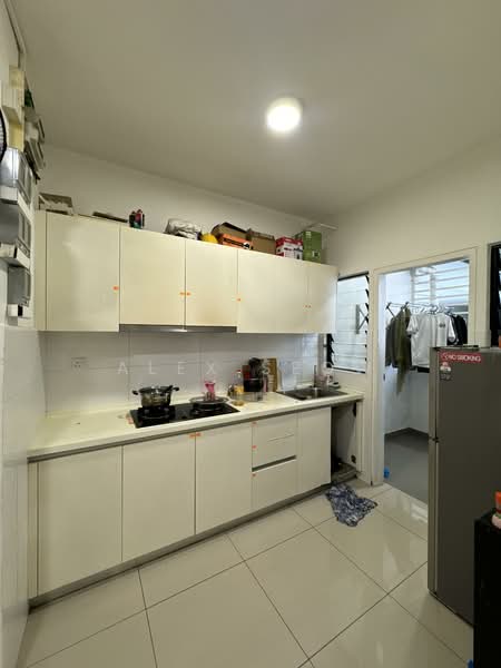The Greens @ Subang West untuk Untuk Disewa - RM 720 /bulan, Mac 2026 - Kitchen - PropertyGuru.com.my