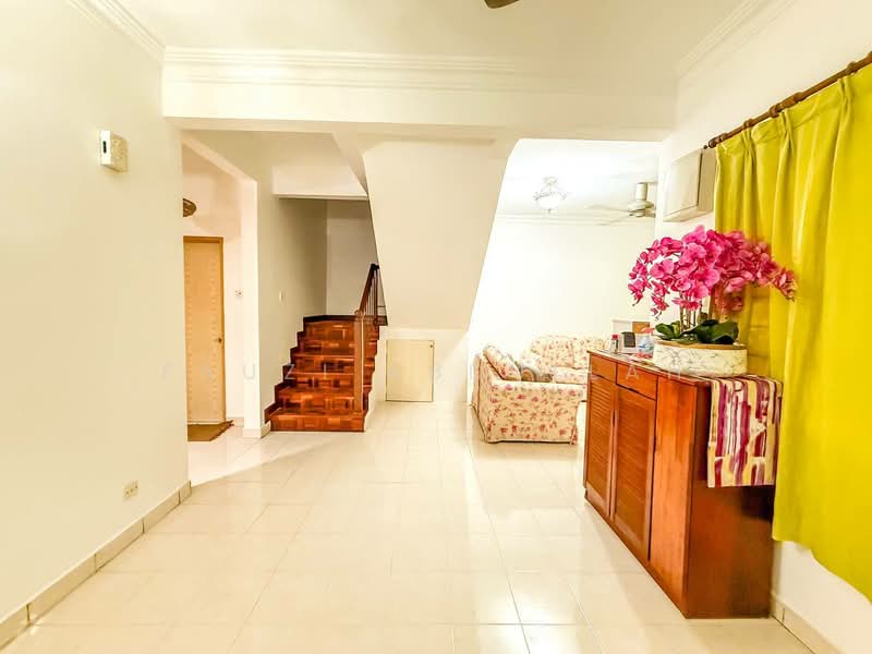 Seksyen 7, Bangi untuk Untuk Dijual - RM 590,000, Mac 2026 - Living Room - PropertyGuru.com.my