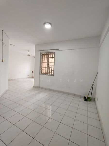 Apartment for Sale at Pangsapuri Persiaran Tanjung - Keith Shum - Interior - PropertyGuru.com.my