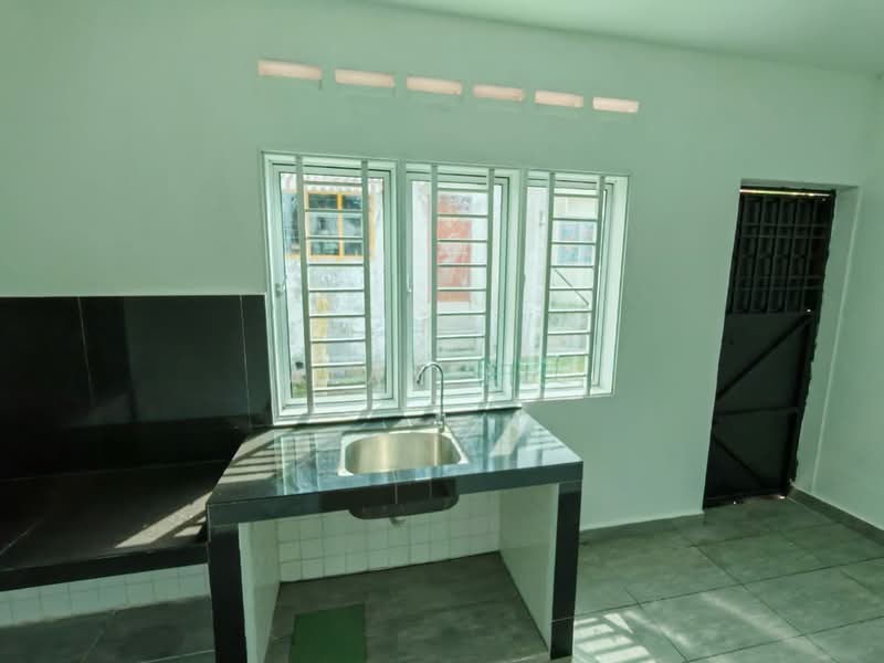 1-storey Terraced House for Sale in Skudai (Johor) - Alan Lee - Kitchen - PropertyGuru.com.my