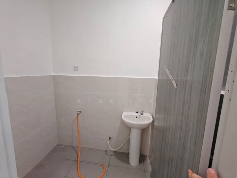 1-storey Terraced House for Sale in Skudai (Johor) - Alan Lee - Bathroom - PropertyGuru.com.my