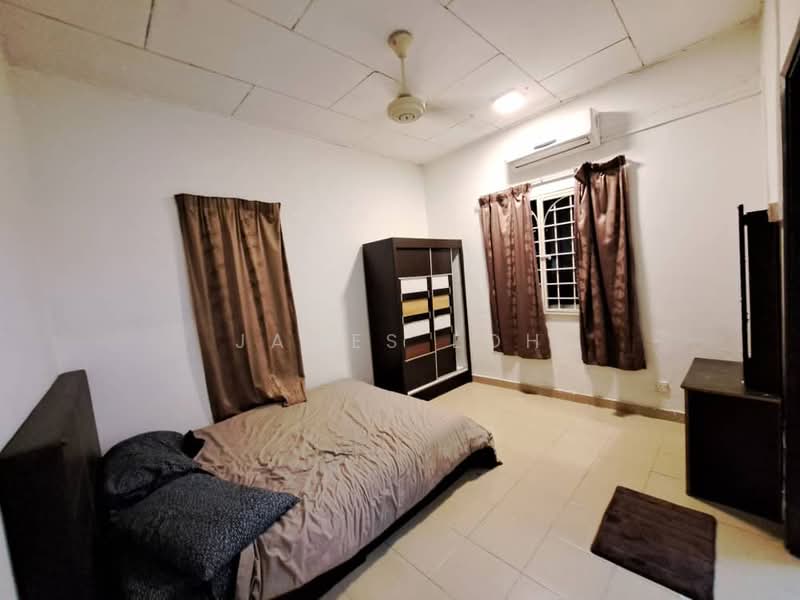 Apartment for Sale at Subang Perdana Goodyear Court 3 - James Loh - Bedroom - PropertyGuru.com.my