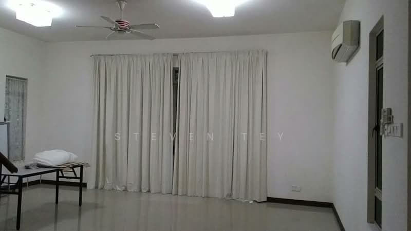 Bungalow for Sale in Setia Eco Park (Setia Alam) - Steven Tey - Living Room - PropertyGuru.com.my