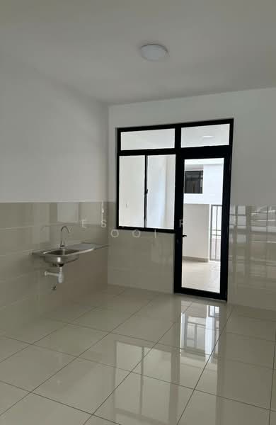Rumah Teres 2 Tingkat untuk Disewa di Iskandar Puteri (Nusajaya) (Johor) - Esther Ooi - Kitchen - PropertyGuru.com.my