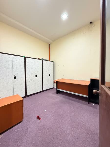 For Rent - Kempas Utama