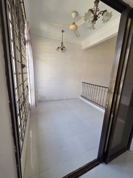 Taman Sutera Utama untuk Untuk Disewa - RM 2,800 /bulan, Mac 2026 - Interior - PropertyGuru.com.my