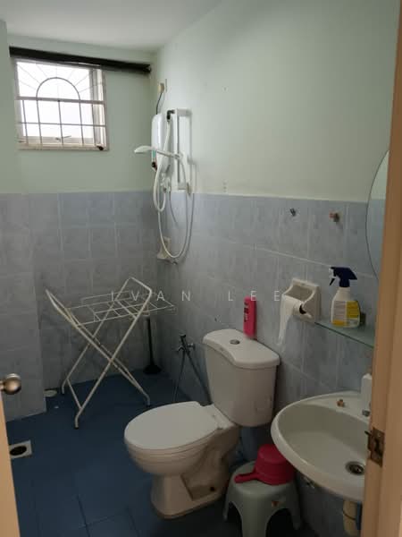 Vista Harmoni untuk Untuk Disewa - RM 1,500 /bulan, Mac 2026 - Bathroom - PropertyGuru.com.my