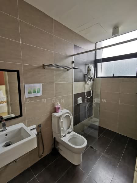 Service Residence for Sale at Midhills - Simon Teow - Bathroom - PropertyGuru.com.my