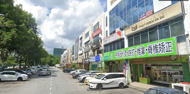 Office for Rent in Bandar Puteri Puchong (Puchong) - CW Kong - Exterior - PropertyGuru.com.my