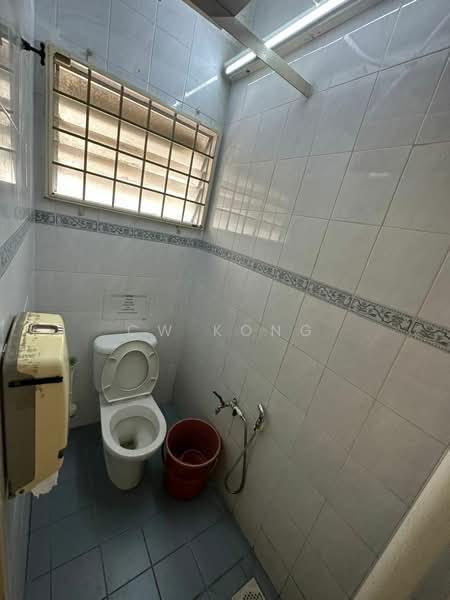 Office for Rent in Bandar Puteri Puchong (Puchong) - CW Kong - Bathroom - PropertyGuru.com.my