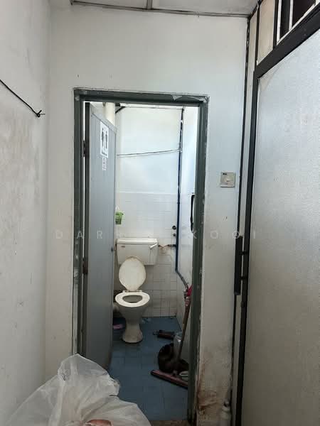 Terrace Factory for Sale in Simpang Ampat (Penang) - Darren Kooi - Bathroom - PropertyGuru.com.my