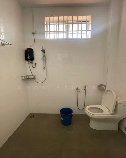Semi-Detached House for Sale in Kubang Buaya (Kuantan) - Soon Yen Loo - Bathroom - PropertyGuru.com.my