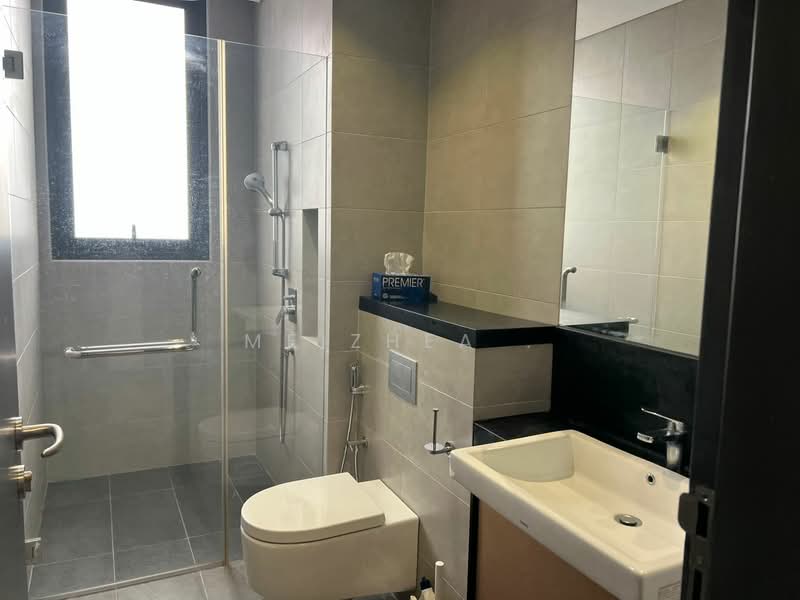 Service Residence for Sale at Wyndham Suites KLCC - Meizhea . - Bathroom - PropertyGuru.com.my