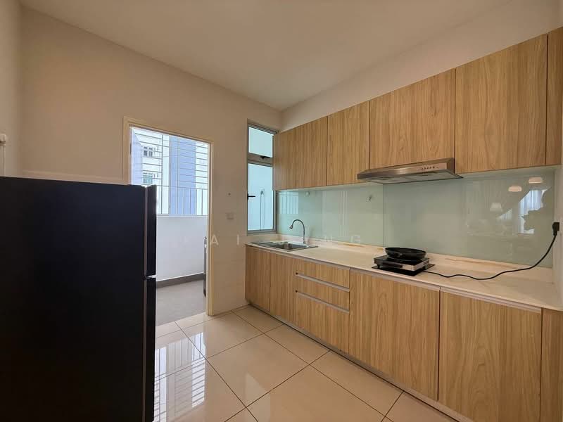 Meridin Bayvue Serviced Apartment untuk Untuk Disewa - RM 2,300 /bulan, Mac 2026 - Kitchen - PropertyGuru.com.my