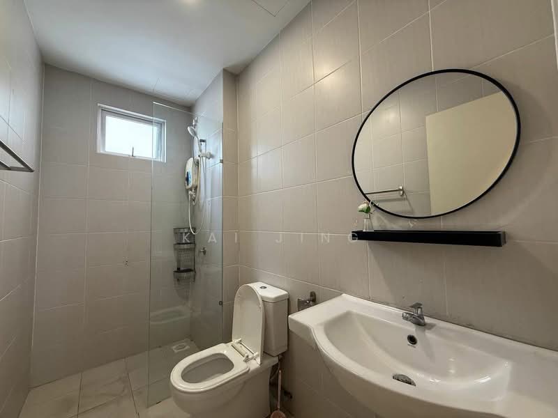 Meridin Bayvue Serviced Apartment untuk Untuk Disewa - RM 2,300 /bulan, Mac 2026 - Bathroom - PropertyGuru.com.my