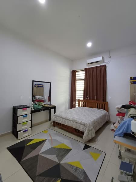 CORNER LOT Teres Setingkat Pinggiran Putra 2, Pak Mahat, Kuantan [TANAH TEPI LUAS] untuk Untuk Dijual - RM 370,000, Apr 2026 - Bedroom - PropertyGuru.com.my