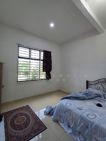 CORNER LOT Teres Setingkat Pinggiran Putra 2, Pak Mahat, Kuantan [TANAH TEPI LUAS] untuk Untuk Dijual - RM 370,000, Apr 2026 - Bedroom - PropertyGuru.com.my