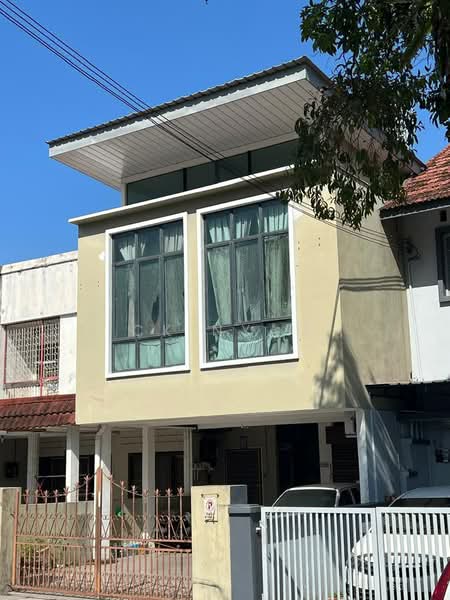 Ipoh pasir puteh renovated extended 2.5 storey shoplot office for sale untuk Untuk Dijual - RM 450,000, Mac 2026 - Exterior - PropertyGuru.com.my