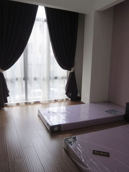 Ipoh pasir puteh renovated extended 2.5 storey shoplot office for sale untuk Untuk Dijual - RM 450,000, Mac 2026 - Bedroom - PropertyGuru.com.my