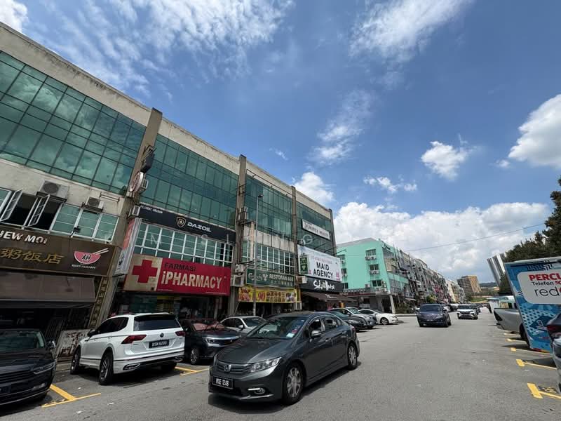 Shop for Sale in Bandar Puteri Puchong (Puchong) - Kim Siong Chen - Exterior - PropertyGuru.com.my
