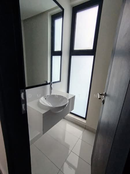 Avira Medini Iskandar untuk Untuk Disewa - RM 5,000 /bulan, Mac 2026 - Bathroom - PropertyGuru.com.my