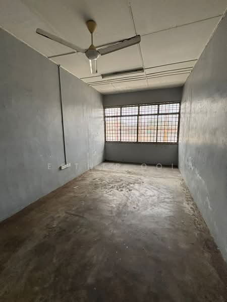 Shop for Rent in Johor Bahru (Johor) - Esther Ooi - Interior - PropertyGuru.com.my