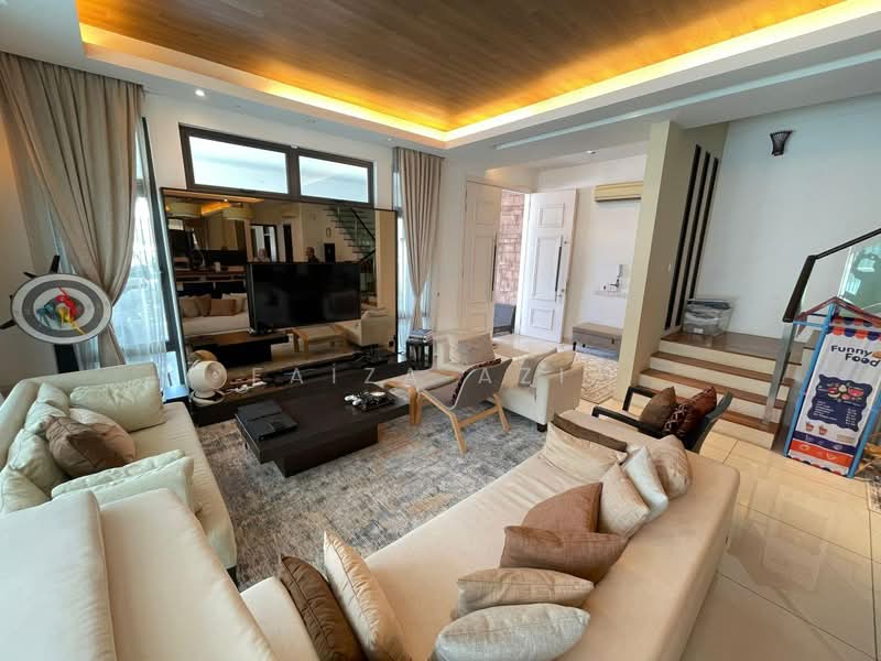 Semi-Detached House for Sale in Taman Eko Botanic (Gelang Patah) - Faiza Aziz - Living Room - PropertyGuru.com.my