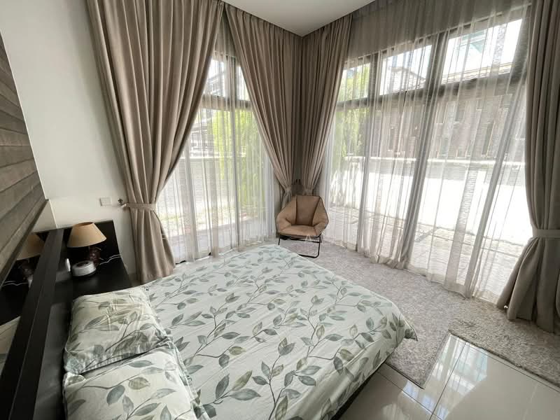 Semi-Detached House for Sale in Taman Eko Botanic (Gelang Patah) - Faiza Aziz - Bedroom - PropertyGuru.com.my