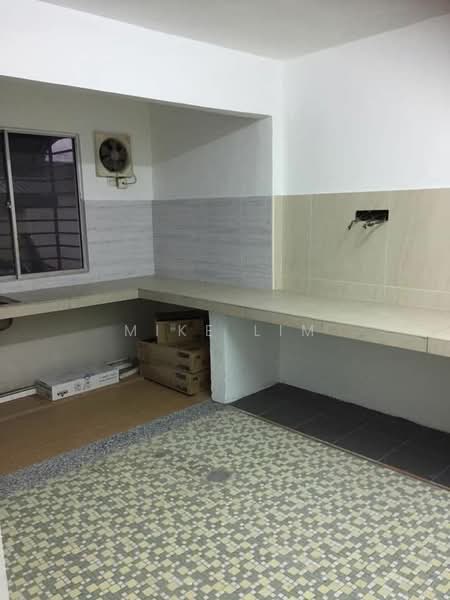 2-storey Terraced House for Sale in Ampang (Selangor) - Mike Lim - Kitchen - PropertyGuru.com.my