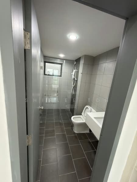 Condominium for Rent at E'Island Lake Haven - Shirlee Toh - Bathroom - PropertyGuru.com.my