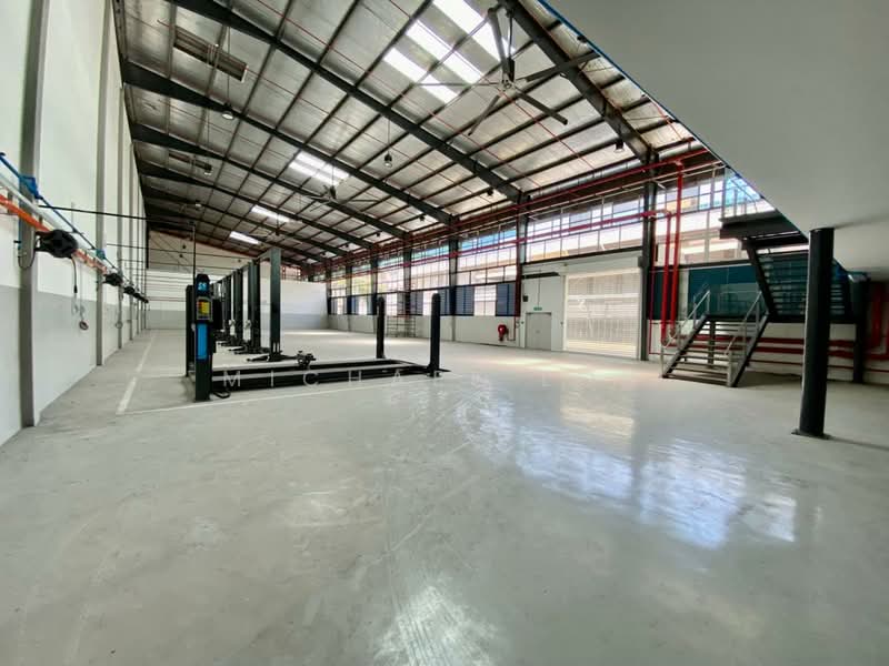 Detached Factory for Rent in Taman Perindustrian Kinrara (Bandar Kinrara) - Michael Loh - Interior - PropertyGuru.com.my