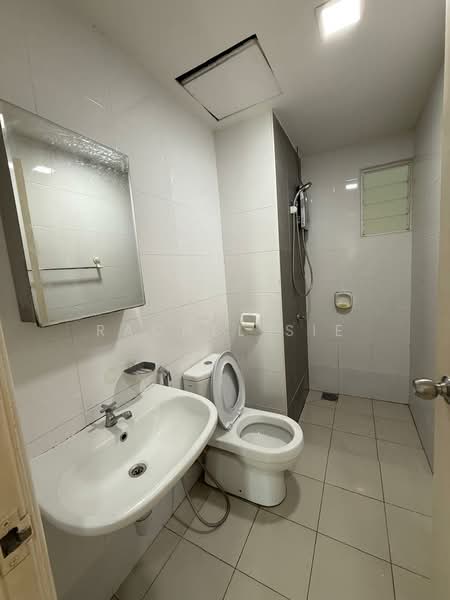 Subang Parkhomes untuk Untuk Disewa - RM 2,700 /bulan, Mac 2026 - Bathroom - PropertyGuru.com.my