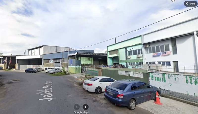 Factory @ Taman Daya Industrial Park untuk Untuk Dijual - RM 2,800,000, Mac 2026 - Exterior - PropertyGuru.com.my