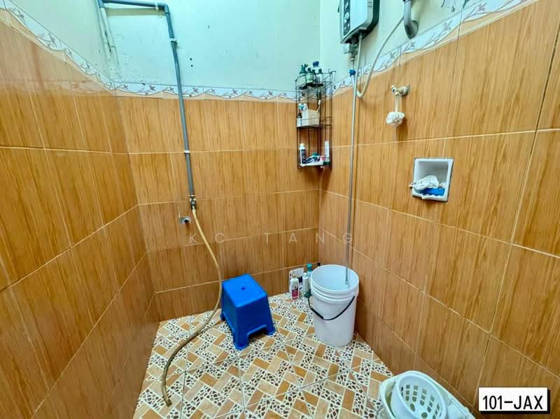 Klang untuk Untuk Dijual - RM 650,000, Mac 2026 - Bathroom - PropertyGuru.com.my