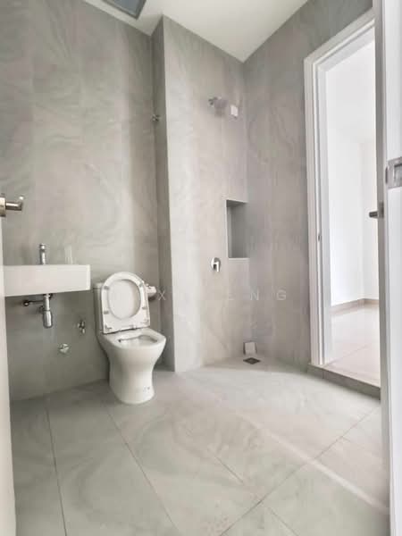 Cluster House for Sale in Tampoi (Johor) - Max Keng - Bathroom - PropertyGuru.com.my