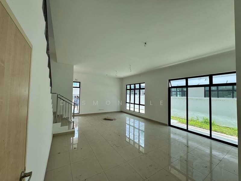 Cluster House for Sale in Austin (Johor Bahru) - Desmond Lee - Living Room - PropertyGuru.com.my