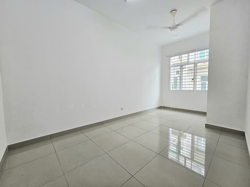 TAMAN PUCHONG UTAMA untuk Untuk Disewa - RM 2,000 /bulan, Mac 2026 - Interior - PropertyGuru.com.my
