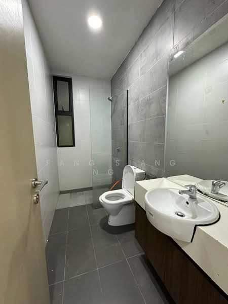Condominium for Sale at Gala City Residences - Fang Siang Ngo - Bathroom - PropertyGuru.com.my