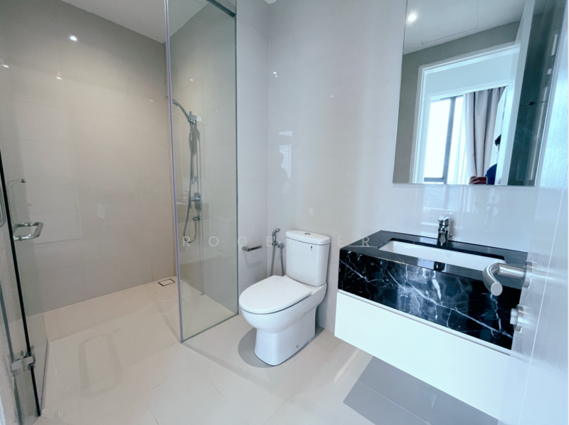 Pavilion Ceylon Hill untuk Untuk Disewa - RM 4,000 /bulan, Mac 2026 - Bathroom - PropertyGuru.com.my