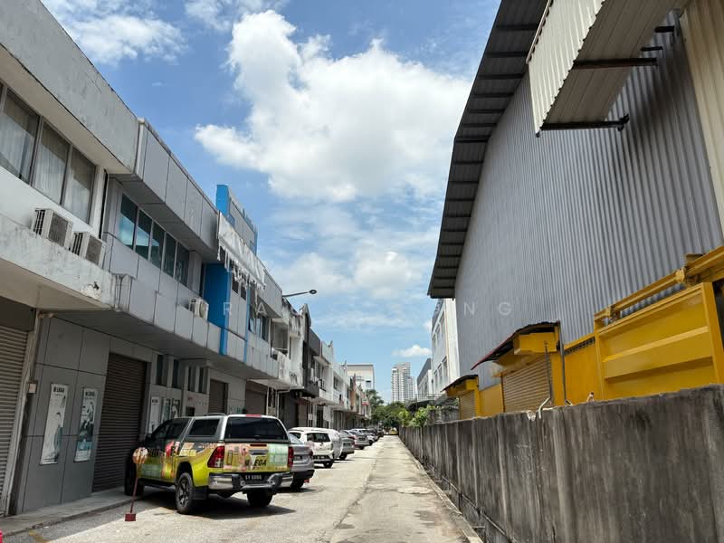 Factory for Rent in Usj 7 (Subang Jaya) - Tracy Wong - Exterior - PropertyGuru.com.my
