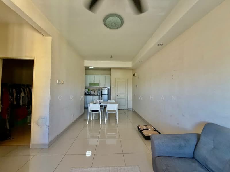 Putra Suria Residence untuk Untuk Dijual - RM 320,000, Mac 2026 - Living Room - PropertyGuru.com.my
