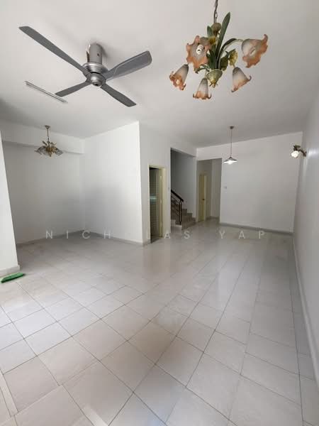 2-storey Terraced House for Rent in Shah Alam (Selangor) - Nicholas Yap - Living Room - PropertyGuru.com.my