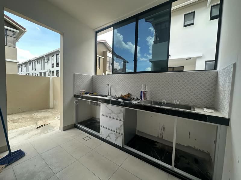 Senadi Hills untuk Untuk Disewa - RM 4,000 /bulan, Apr 2026 - Kitchen - PropertyGuru.com.my