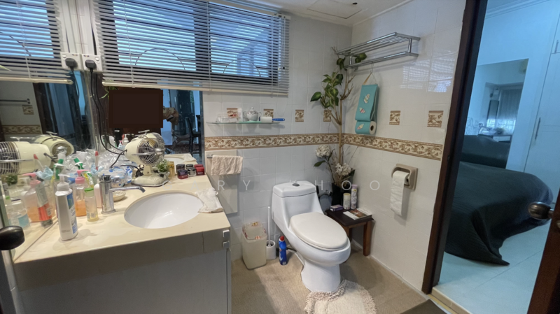 Condominium for Sale at Seaview Garden - Gary Khoo - Bathroom - PropertyGuru.com.my