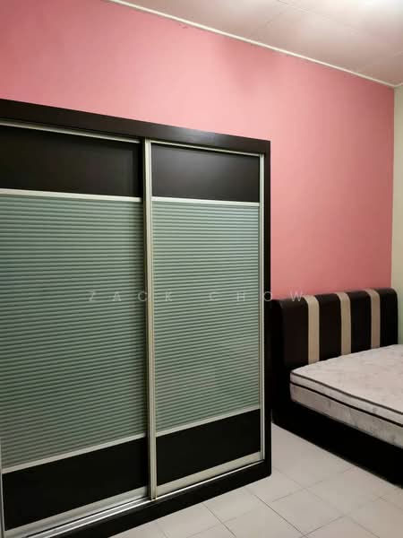 1.5-storey Terraced House for Sale in Taman Sierra Perdana (Masai) - Zack Chow - Bedroom - PropertyGuru.com.my