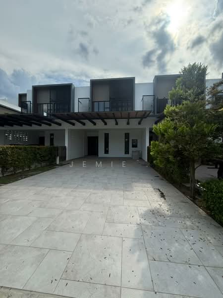 Waterway Residences untuk Untuk Dijual - RM 2,300,000, Mac 2026 - Exterior - PropertyGuru.com.my